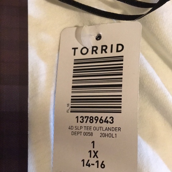 NWT Torrid Outlander Sleep T-Shirt Jaime Fraiser Size 1X 14-16 - Picture 3 of 5